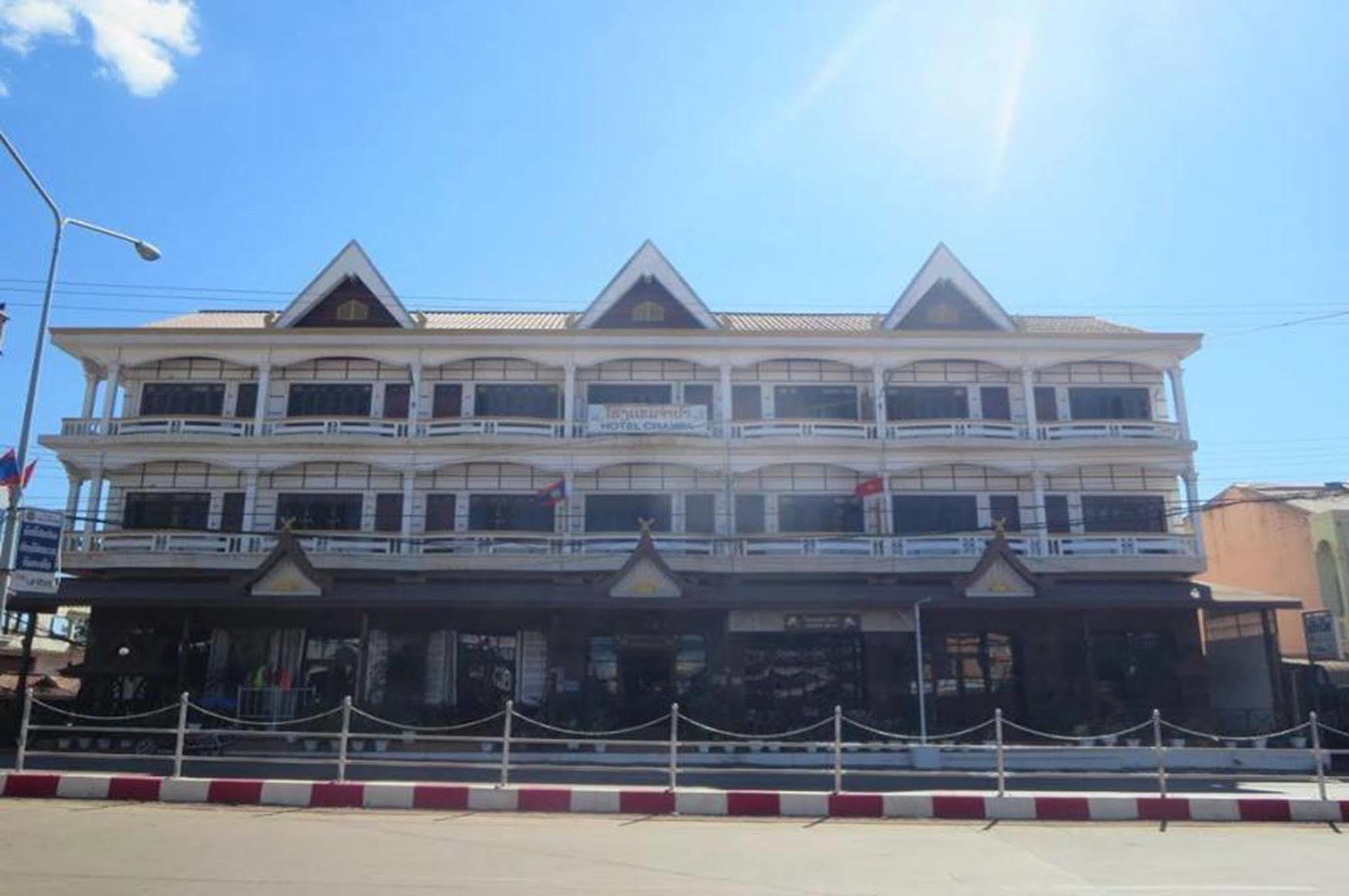 Champa Hotel パークセー エクステリア 写真